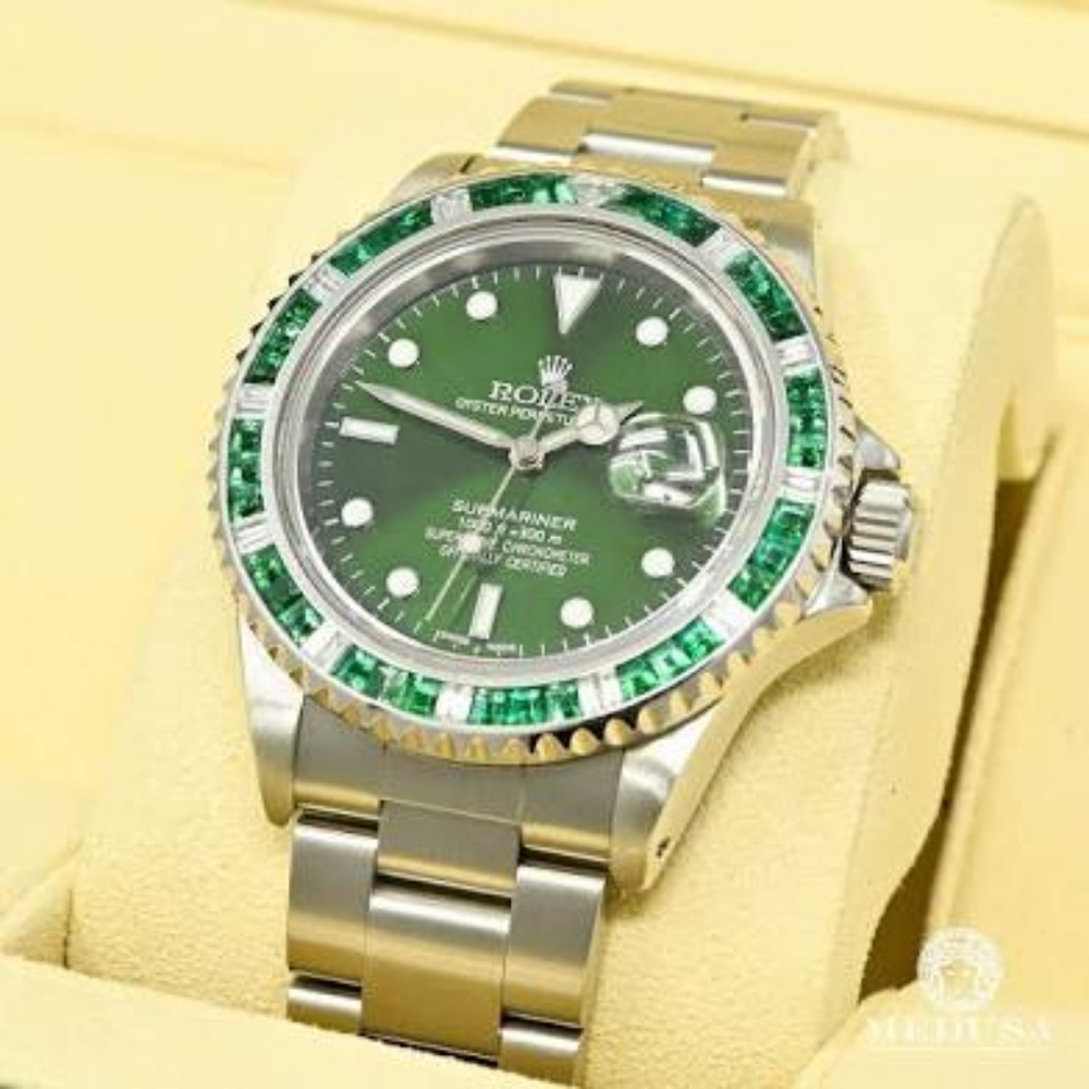 Rolex Submariner Men's Diamond Watch. Emerald Bezel Oyster Green